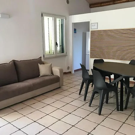Holiday home Hide By The Sea
