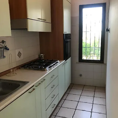 Semesterbostad Hide By The Sea