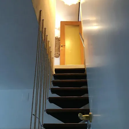 Hide By The Sea * 奥托纳