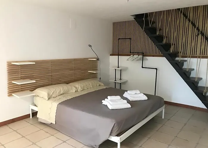 Hide By The Sea بيت للعطل أورتونا